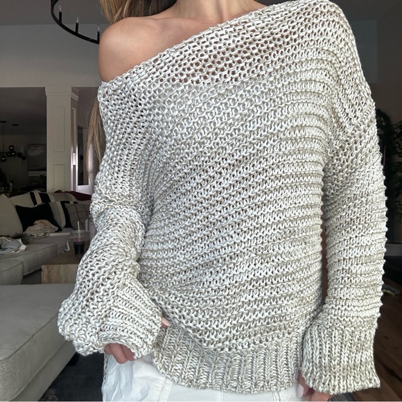 ZARA Off-Shoulder Knit Sweater - Picture 1 of 6